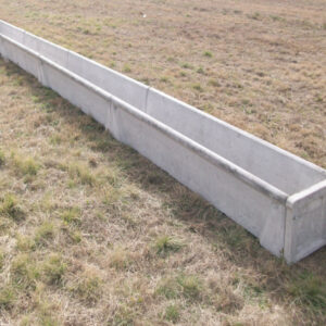 comedero ternero y porcinos